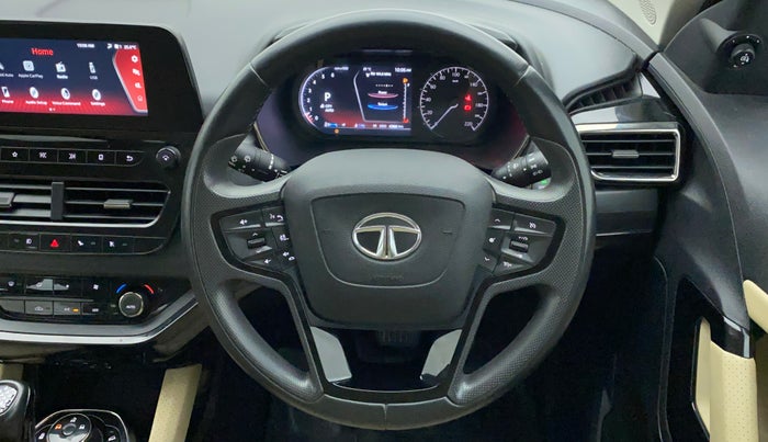 2021 Tata Safari XZA PLUS ADVENTURE, Diesel, Automatic, 43,886 km, Steering Wheel Close Up