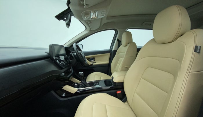 2021 Tata Safari XZA PLUS ADVENTURE, Diesel, Automatic, 43,886 km, Right Side Front Door Cabin