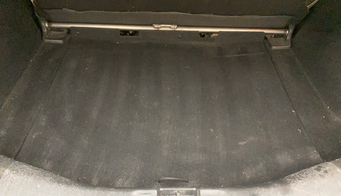 2017 Honda Jazz 1.2L I-VTEC V AT, Petrol, Automatic, 74,624 km, Boot Inside