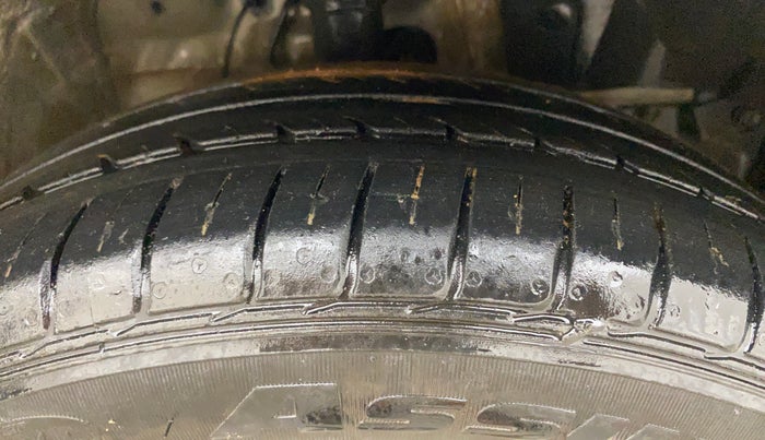 2017 Honda Jazz 1.2L I-VTEC V AT, Petrol, Automatic, 74,624 km, Right Front Tyre Tread