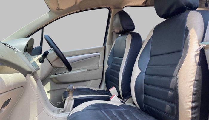 2014 Maruti Ertiga VXI, Petrol, Manual, 56,370 km, Right Side Front Door Cabin