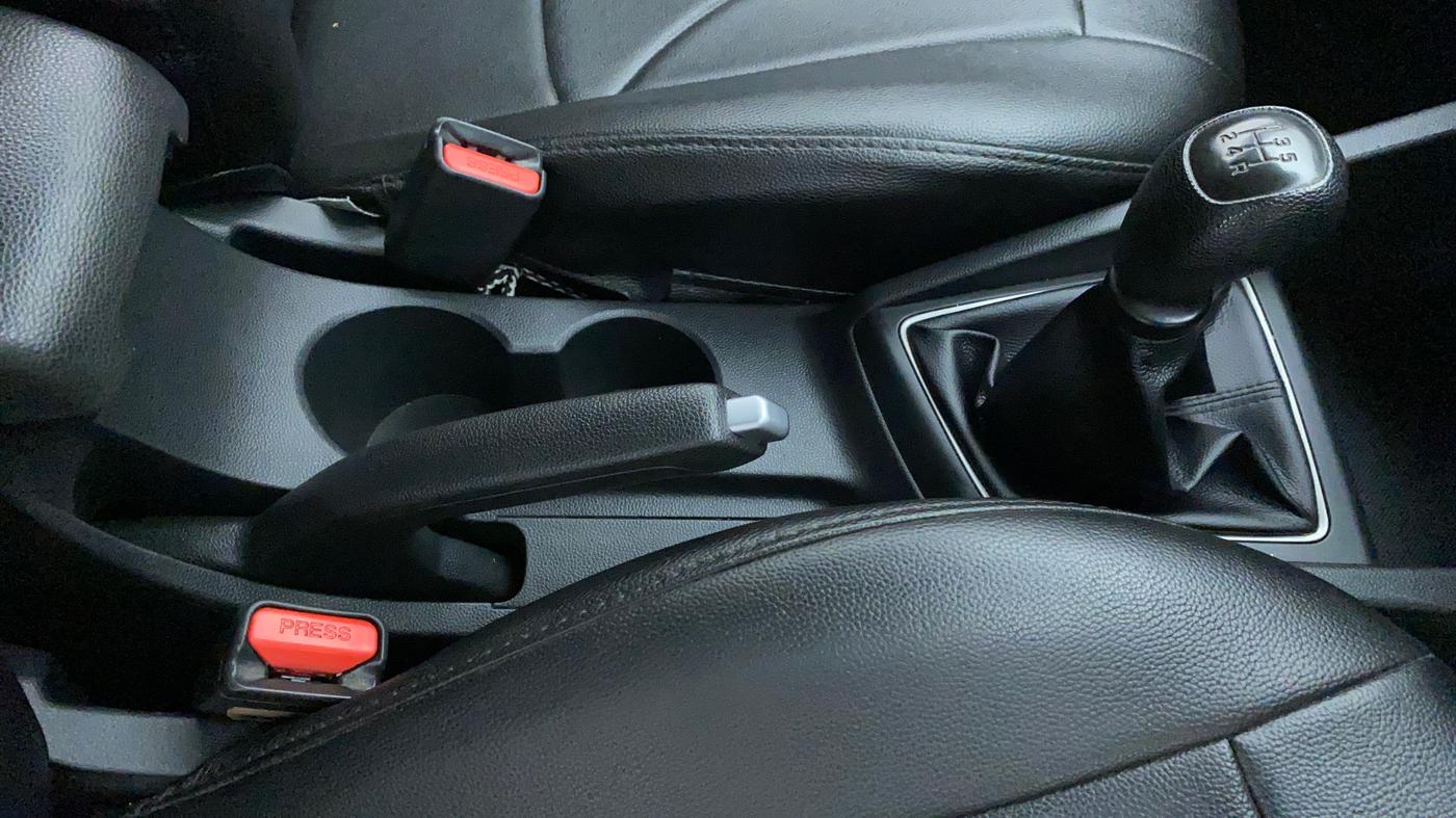 2018 Hyundai Elite i20 ASTA 1.2, Petrol, Manual, 44,400 km, Gear Lever