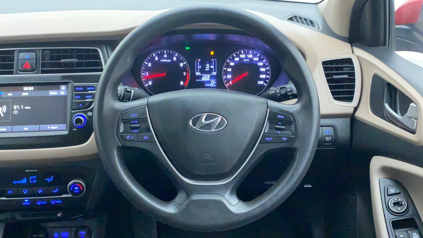 2018 Hyundai Elite i20 ASTA 1.2, Petrol, Manual, 44,400 km, Steering Wheel Close Up