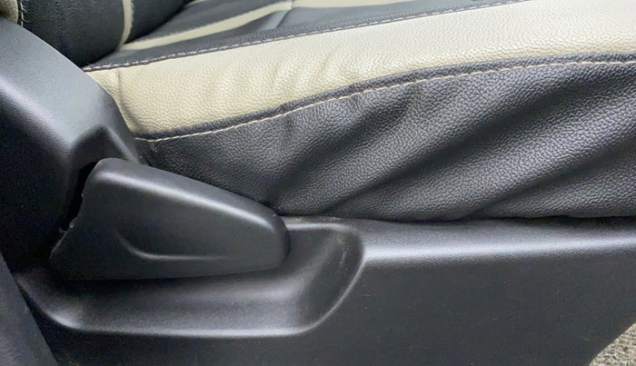 2019 Datsun Redi Go S 1.0 AMT, Petrol, Automatic, 22,961 km, Driver Side Adjustment Panel
