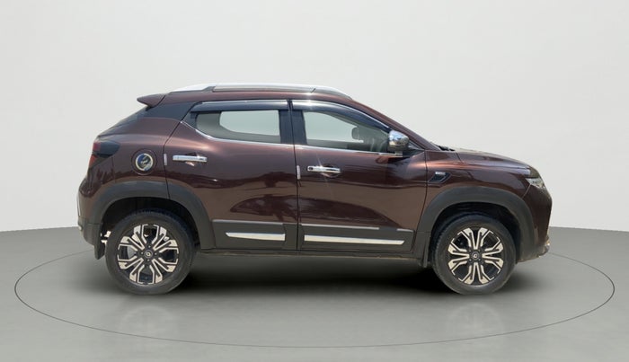 2022 Renault Kiger RXZ MT, Petrol, Manual, 17,605 km, Right Side View