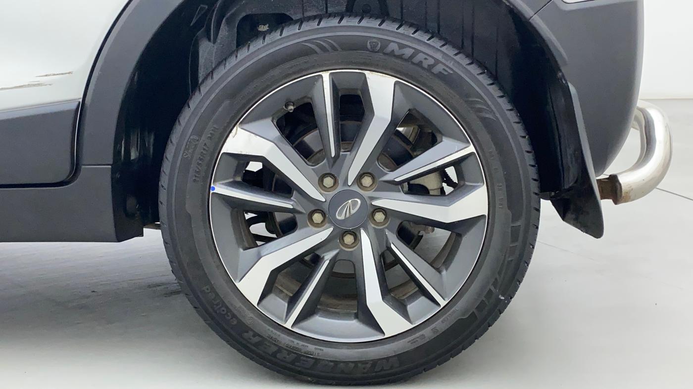 2021 Mahindra XUV300 W8 (O) 1.2 PETROL, Petrol, Manual, 50,128 km, Left Rear Wheel