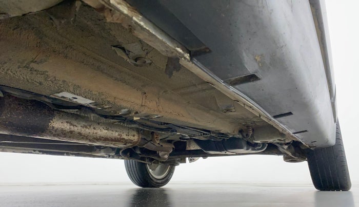 2021 Mahindra XUV300 W8 (O) 1.2 PETROL, Petrol, Manual, 50,128 km, Right Side Underbody