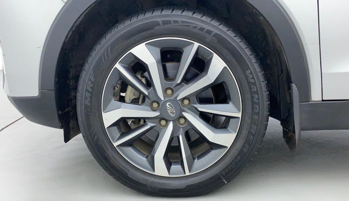 2021 Mahindra XUV300 W8 (O) 1.2 PETROL, Petrol, Manual, 50,128 km, Left Front Wheel
