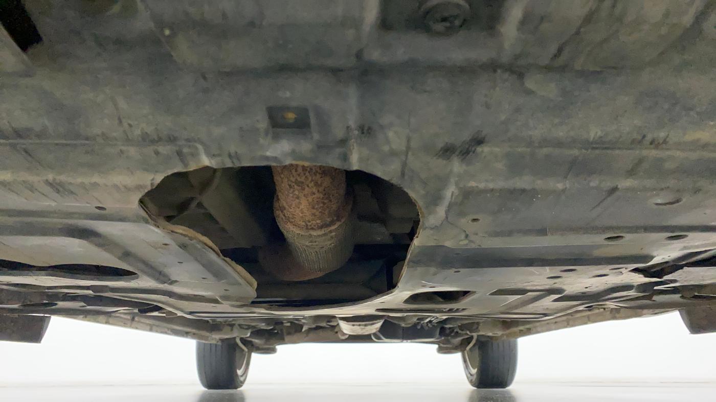 2021 Mahindra XUV300 W8 (O) 1.2 PETROL, Petrol, Manual, 50,128 km, Front Underbody