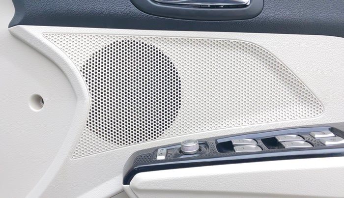 2021 Mahindra XUV300 W8 (O) 1.2 PETROL, Petrol, Manual, 50,128 km, Speaker