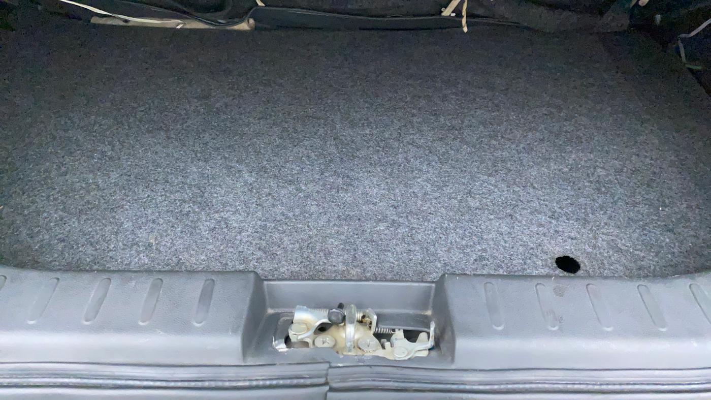 2017 Maruti Alto 800 LXI, Petrol, Manual, 32,328 km, Boot Inside