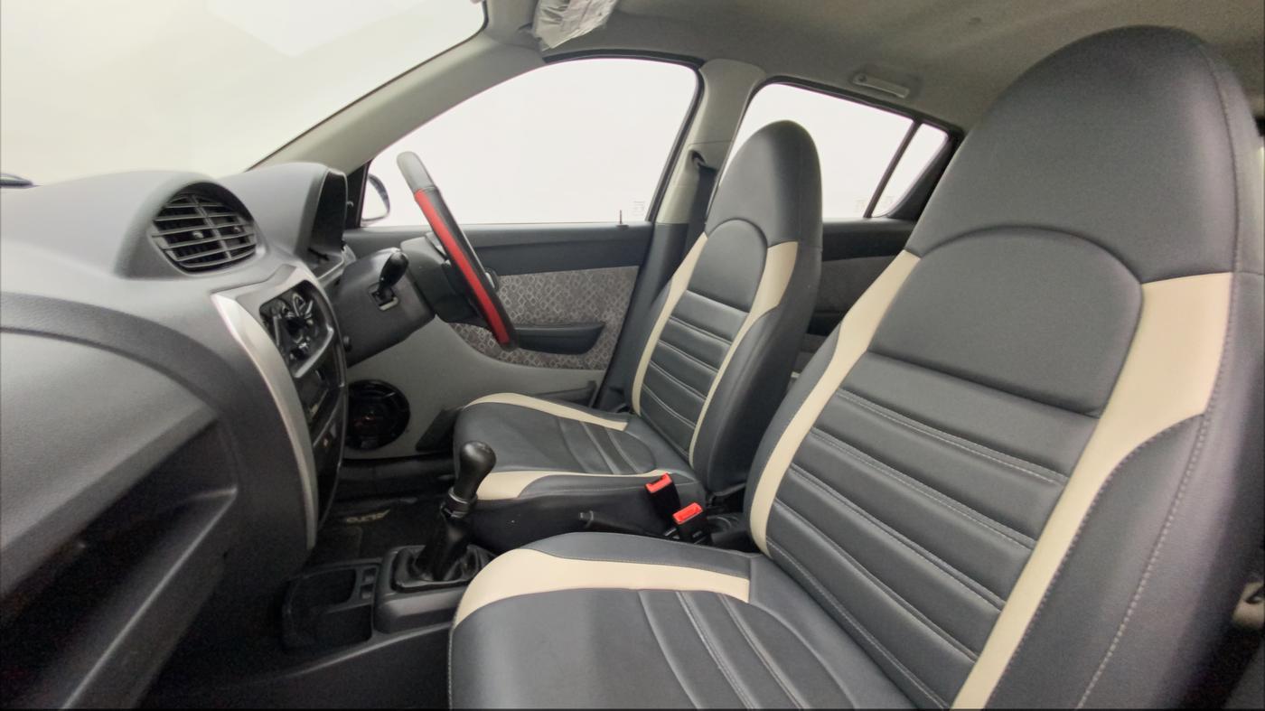 2017 Maruti Alto 800 LXI, Petrol, Manual, 32,328 km, Right Side Front Door Cabin