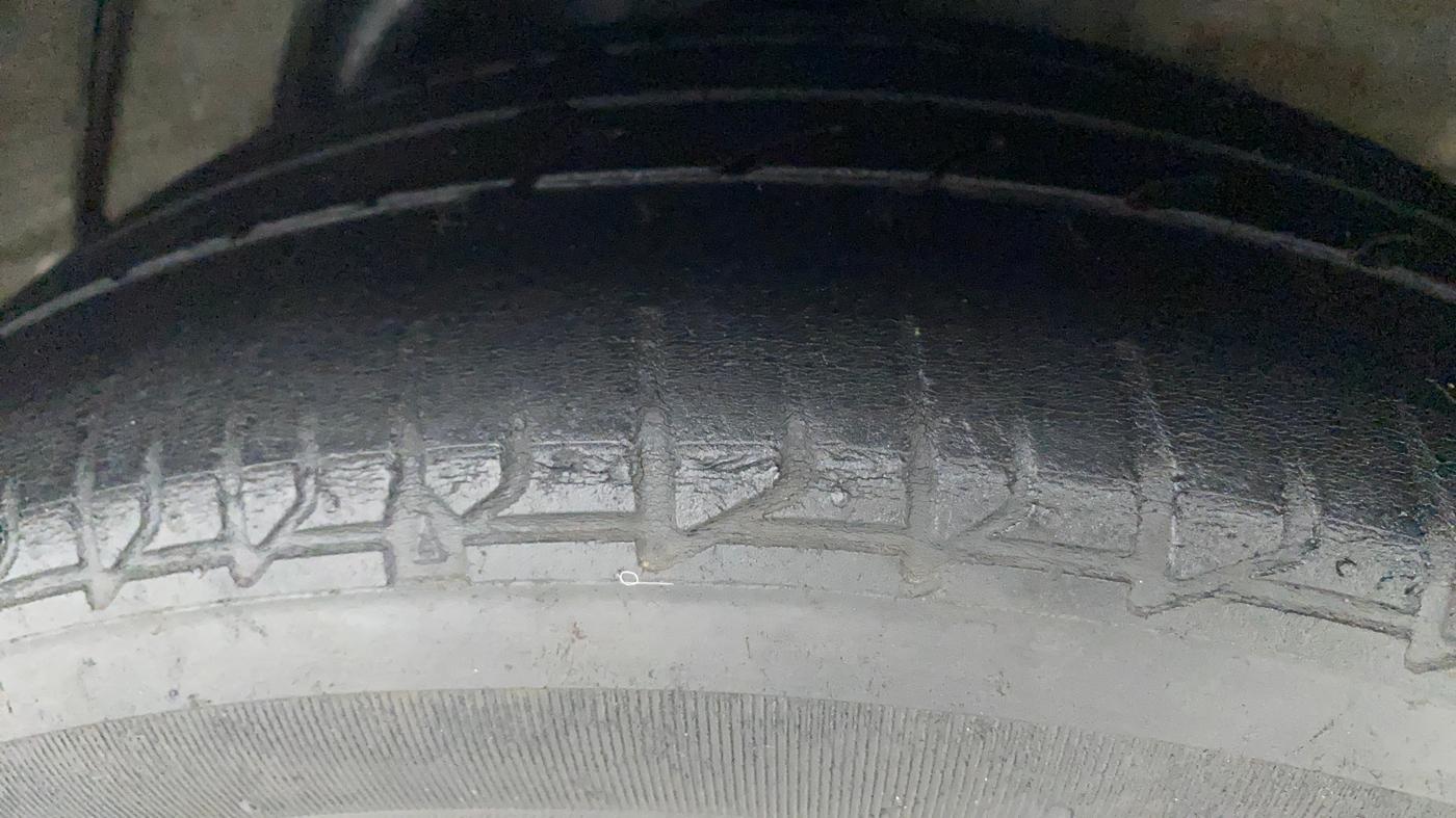2017 Hyundai Verna 1.6 VTVT SX, Petrol, Manual, 51,907 km, Left Rear Tyre Tread
