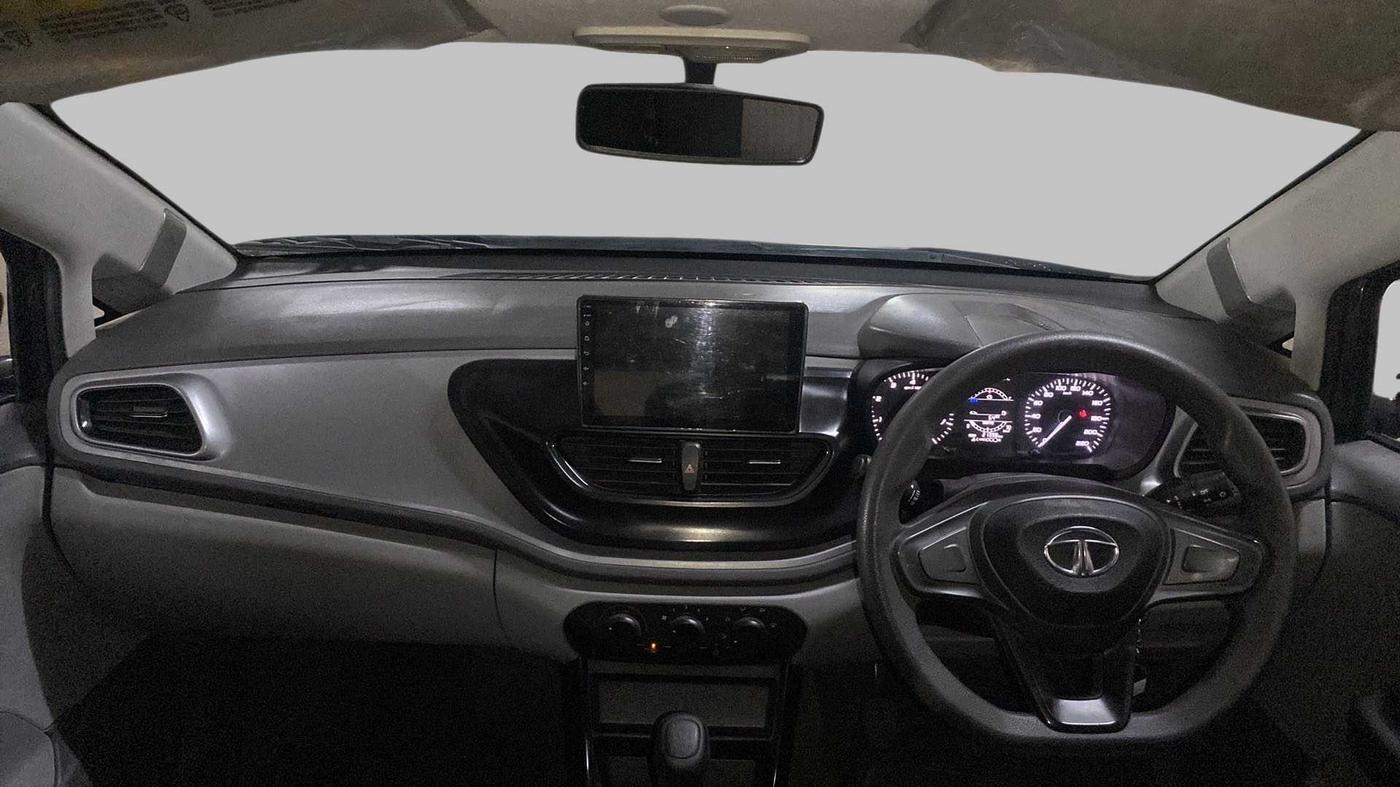 2020 Tata ALTROZ XE PETROL, Petrol, Manual, 21,388 km, Dashboard