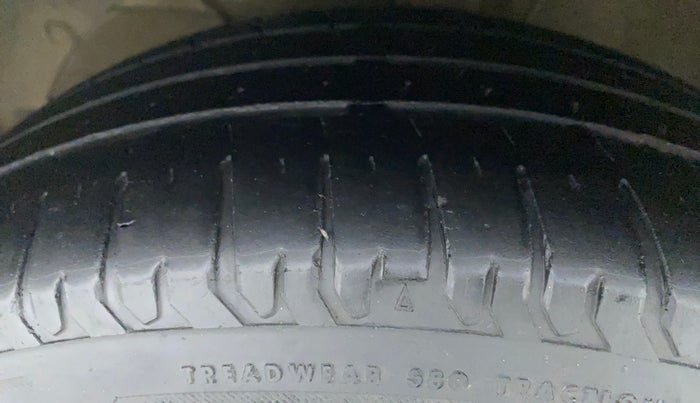 2017 Maruti Dzire ZXI PLUS AMT, Petrol, Automatic, 37,783 km, Left Front Tyre Tread