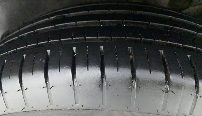 2022 Maruti Dzire ZXI Plus, Petrol, Manual, 12,678 km, Left Rear Tyre Tread