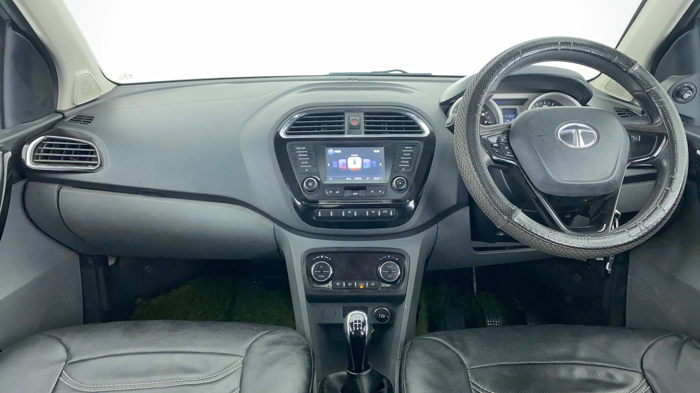 2017 Tata TIGOR XZ (O) PETROL, Petrol, Manual, 41,533 km, Dashboard