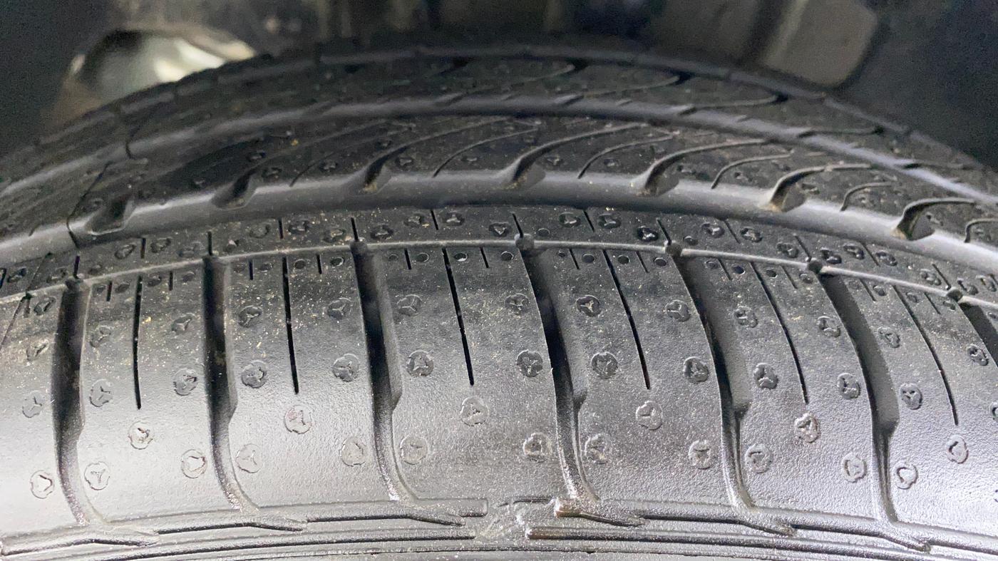 2017 Tata TIGOR XZ (O) PETROL, Petrol, Manual, 41,533 km, Left Front Tyre Tread