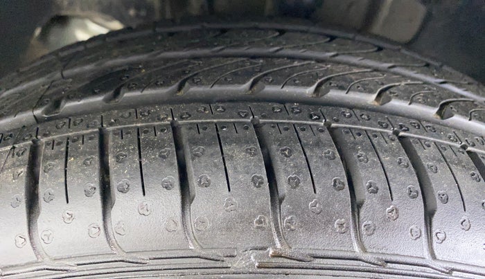 2017 Tata TIGOR XZ (O) PETROL, Petrol, Manual, 41,533 km, Left Front Tyre Tread