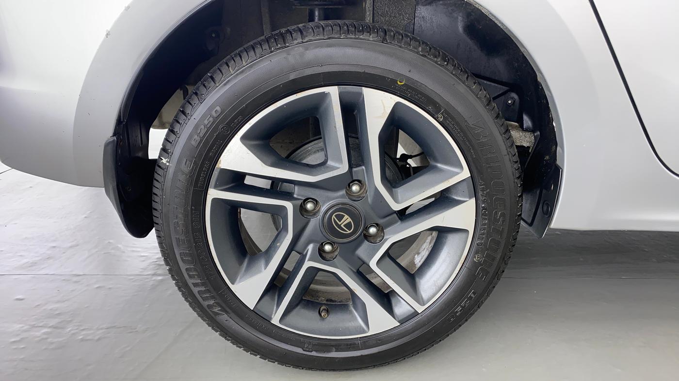 2017 Tata TIGOR XZ (O) PETROL, Petrol, Manual, 41,533 km, Right Rear Wheel