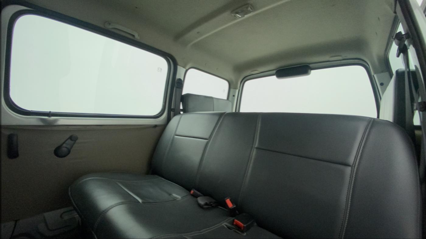 2010 Maruti Eeco 5 STR WITH A/C+HTR, Petrol, Manual, 57,235 km, Right Side Rear Door Cabin