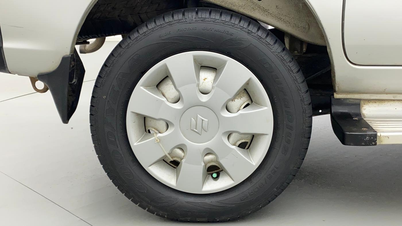 2010 Maruti Eeco 5 STR WITH A/C+HTR, Petrol, Manual, 57,235 km, Right Rear Wheel
