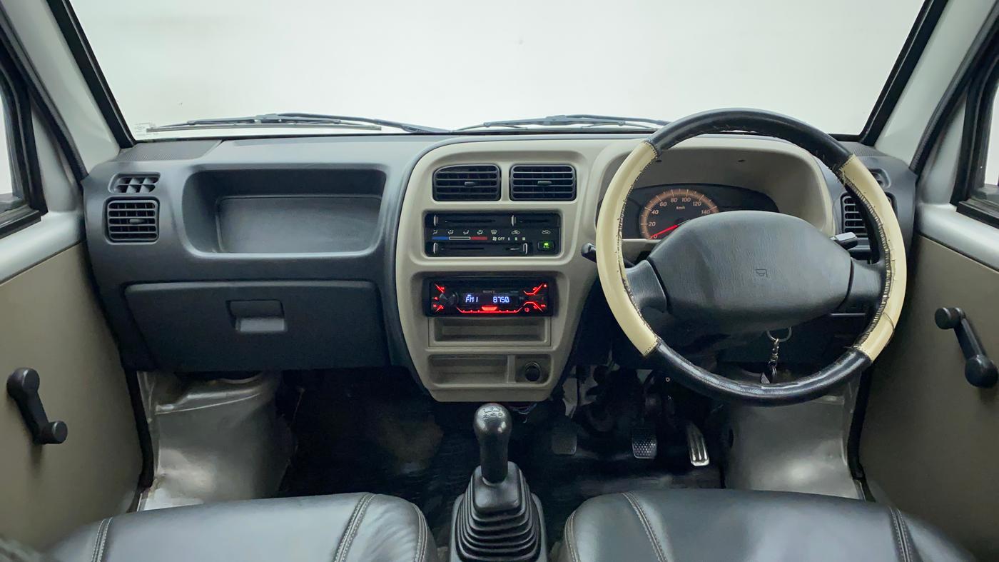 2010 Maruti Eeco 5 STR WITH A/C+HTR, Petrol, Manual, 57,235 km, Dashboard