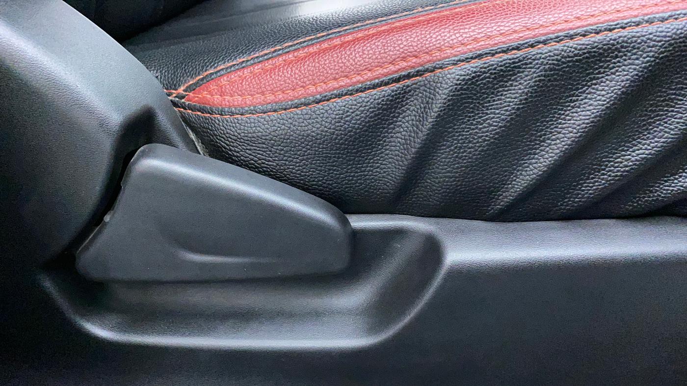 2018 Datsun Redi Go T(O) 1.0L LIMITED EDITION, Petrol, Manual, 22,367 km, Driver Side Adjustment Panel