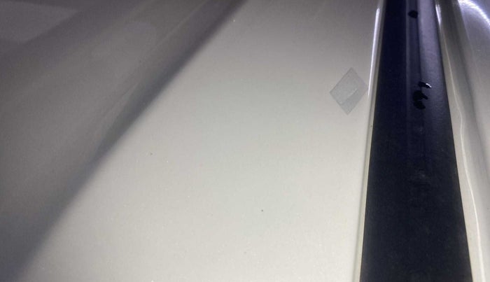 2020 Maruti Vitara Brezza LXI, Petrol, Manual, 26,667 km, Roof - Slightly dented