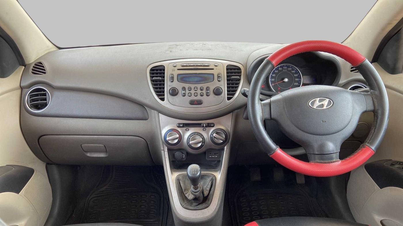 2013 Hyundai i10 SPORTZ 1.2, Petrol, Manual, 73,976 km, Dashboard