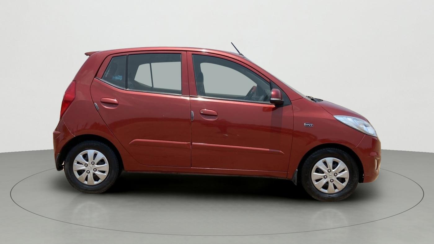 2013 Hyundai i10 SPORTZ 1.2, Petrol, Manual, 73,976 km, Right Side View