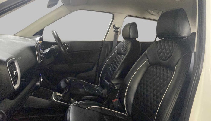 2019 Hyundai VENUE S 1.2, Petrol, Manual, 39,277 km, Right Side Front Door Cabin