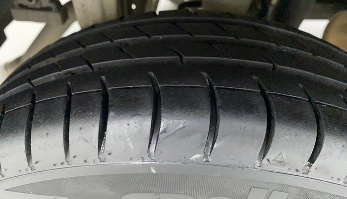 2016 Maruti Alto K10 VXI, Petrol, Manual, 51,825 km, Right Rear Tyre Tread