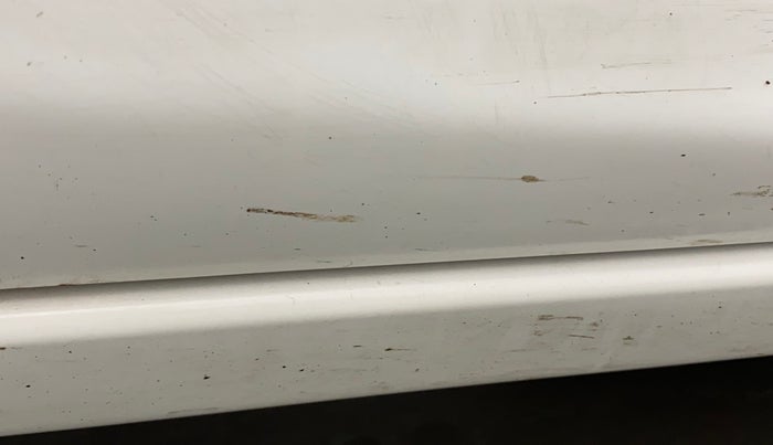 2016 Maruti Alto K10 VXI, Petrol, Manual, 51,825 km, Right running board - Minor scratches