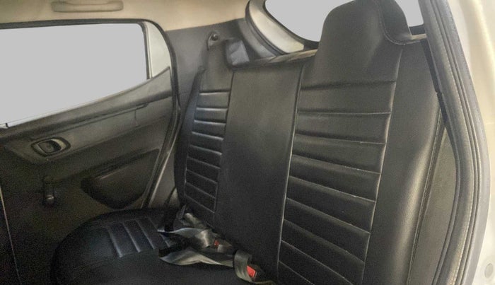 2015 Renault Kwid RXT, Petrol, Manual, 48,918 km, Right Side Rear Door Cabin