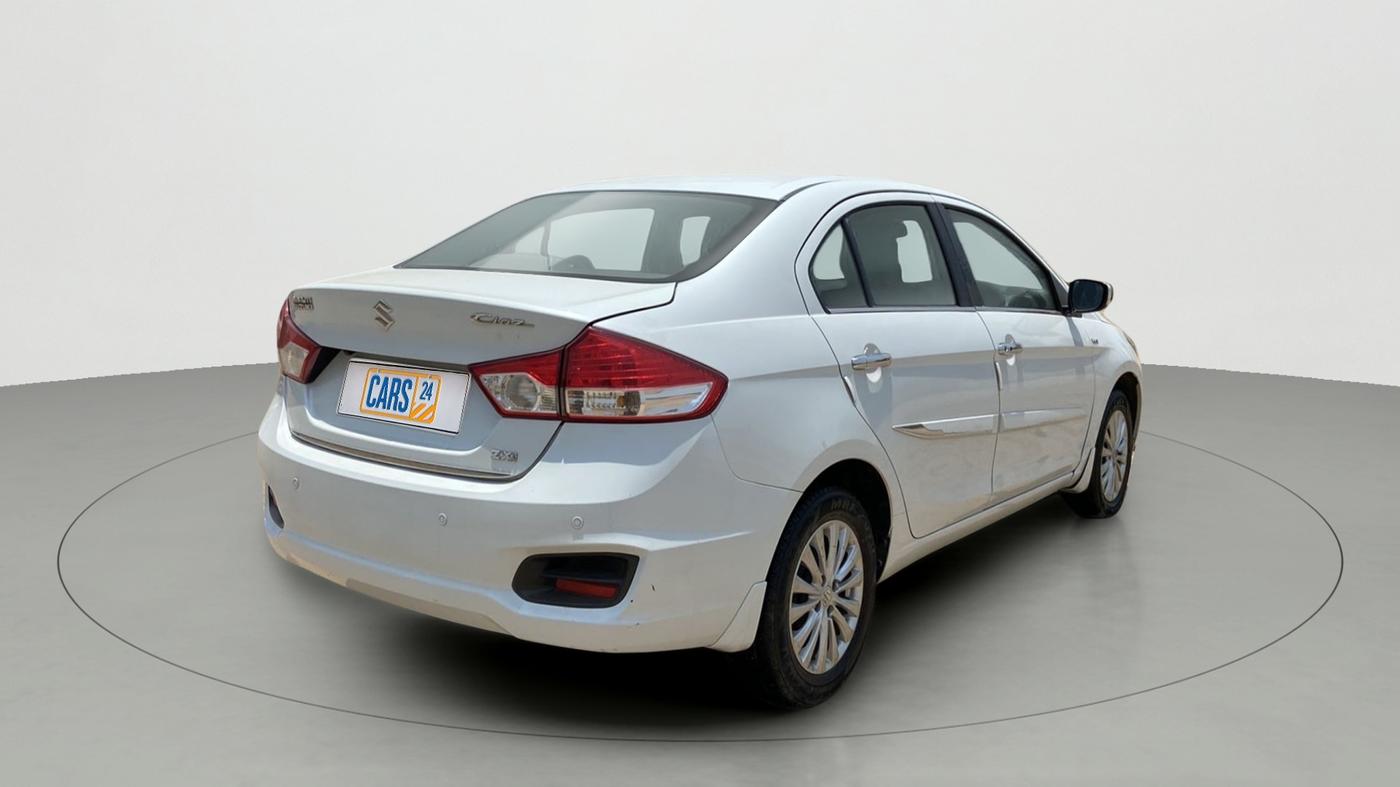 2016 Maruti Ciaz ZXI, Petrol, Manual, 32,378 km, Right Back Diagonal