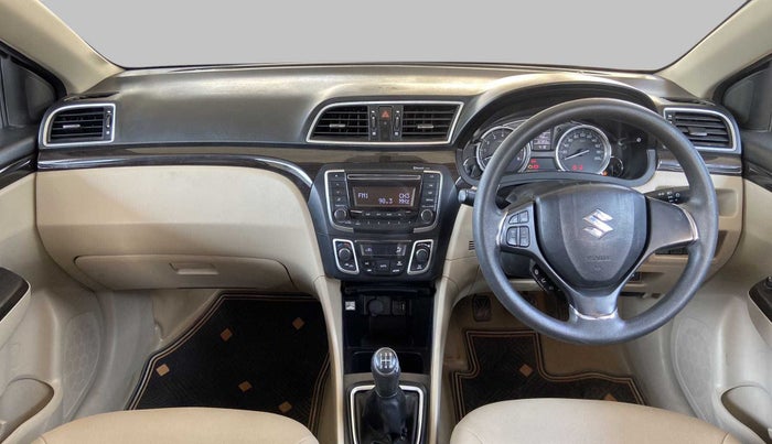 2016 Maruti Ciaz ZXI, Petrol, Manual, 32,378 km, Dashboard