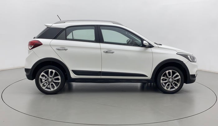 2017 Hyundai i20 Active 1.2 SX, Petrol, Manual, 61,739 km, Right Side View