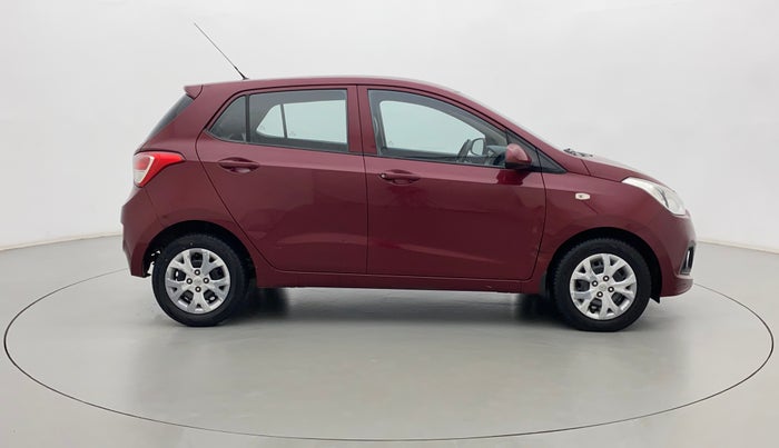 2016 Hyundai Grand i10 MAGNA 1.1 CRDI, Diesel, Manual, 68,006 km, Right Side View