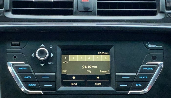 2016 Mahindra Kuv100 K8 D 6 STR, Diesel, Manual, 71,779 km, Infotainment System