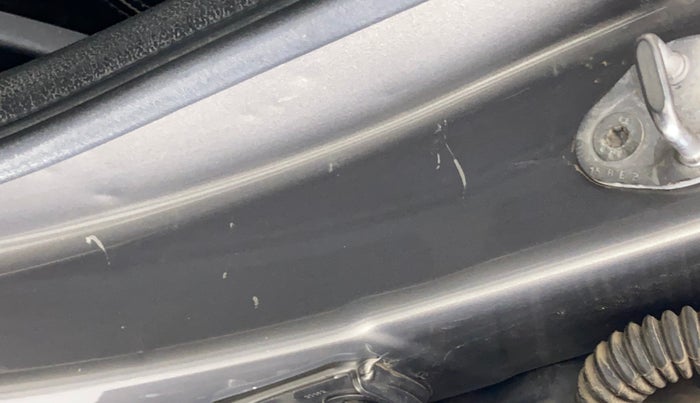 2019 Renault Kwid RXT 1.0 (O), Petrol, Manual, 37,390 km, Left B pillar - Minor scratches