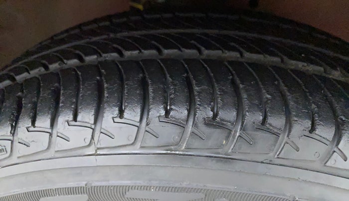 2019 Maruti Celerio VXI, Petrol, Manual, 14,191 km, Right Front Tyre Tread
