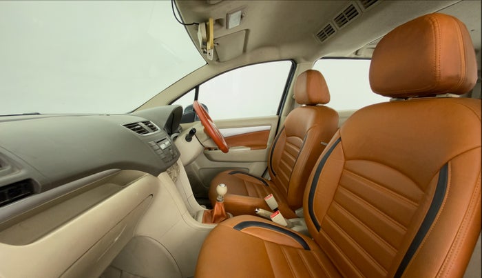 2014 Maruti Ertiga VXI, Petrol, Manual, 30,839 km, Right Side Front Door Cabin