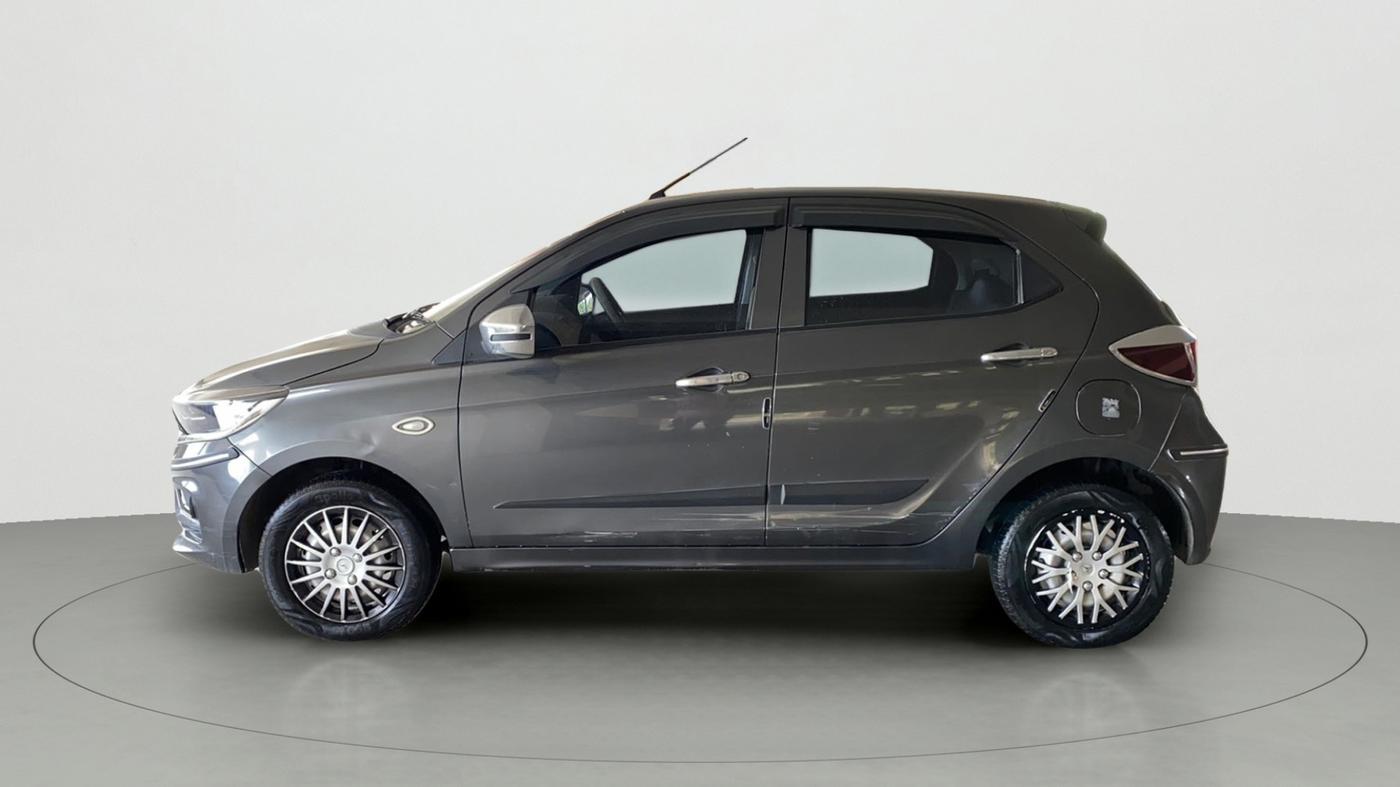 2020 Tata Tiago XE PETROL, Petrol, Manual, 29,600 km, Left Side