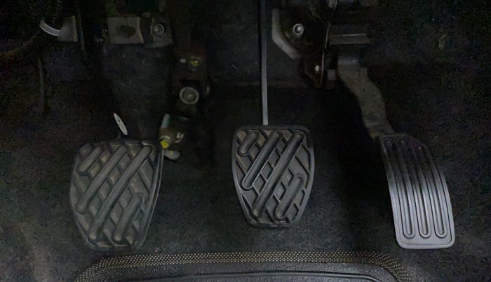 2015 Datsun Go Plus T, Petrol, Manual, 30,191 km, Pedals