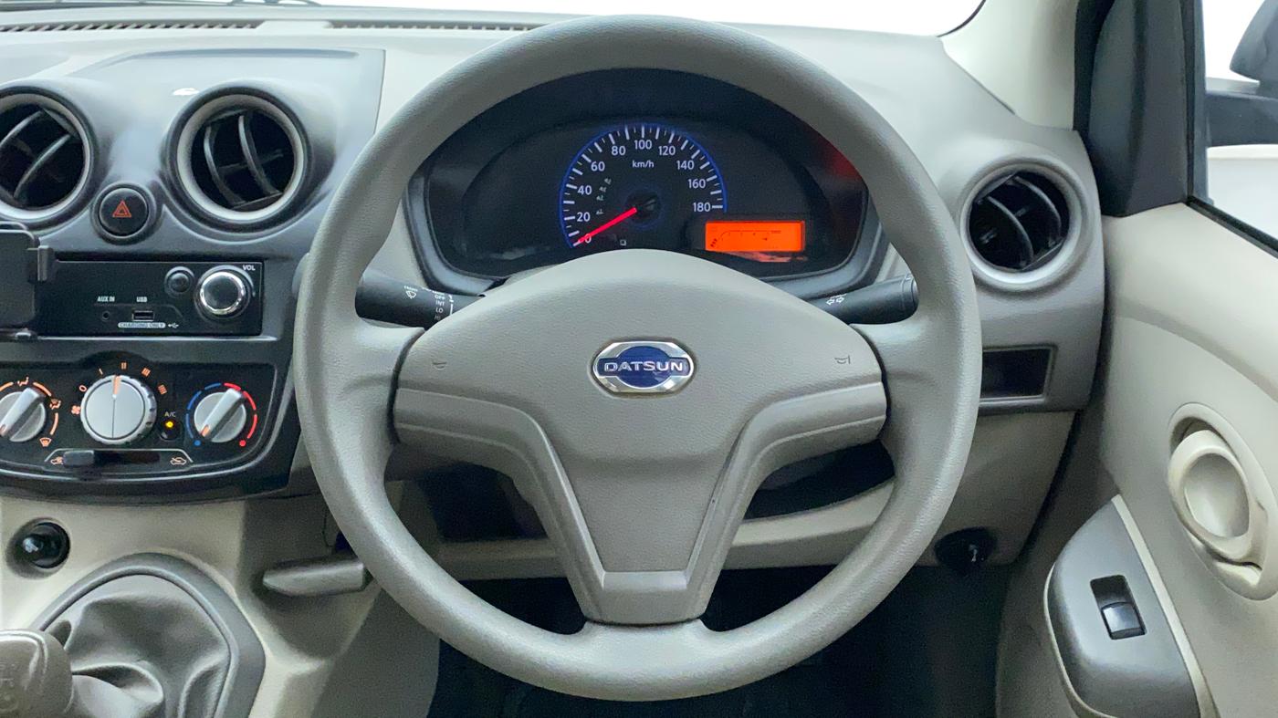 2015 Datsun Go Plus T, Petrol, Manual, 30,191 km, Steering Wheel Close Up
