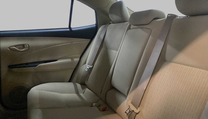 2018 Toyota YARIS J MT, Petrol, Manual, 18,326 km, Right Side Rear Door Cabin