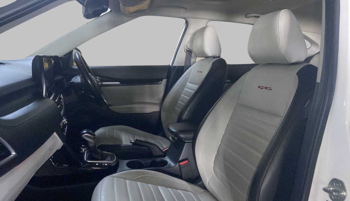 2019 KIA SELTOS GTX PLUS DCT 1.4 PETROL, Petrol, Automatic, 64,946 km, Right Side Front Door Cabin