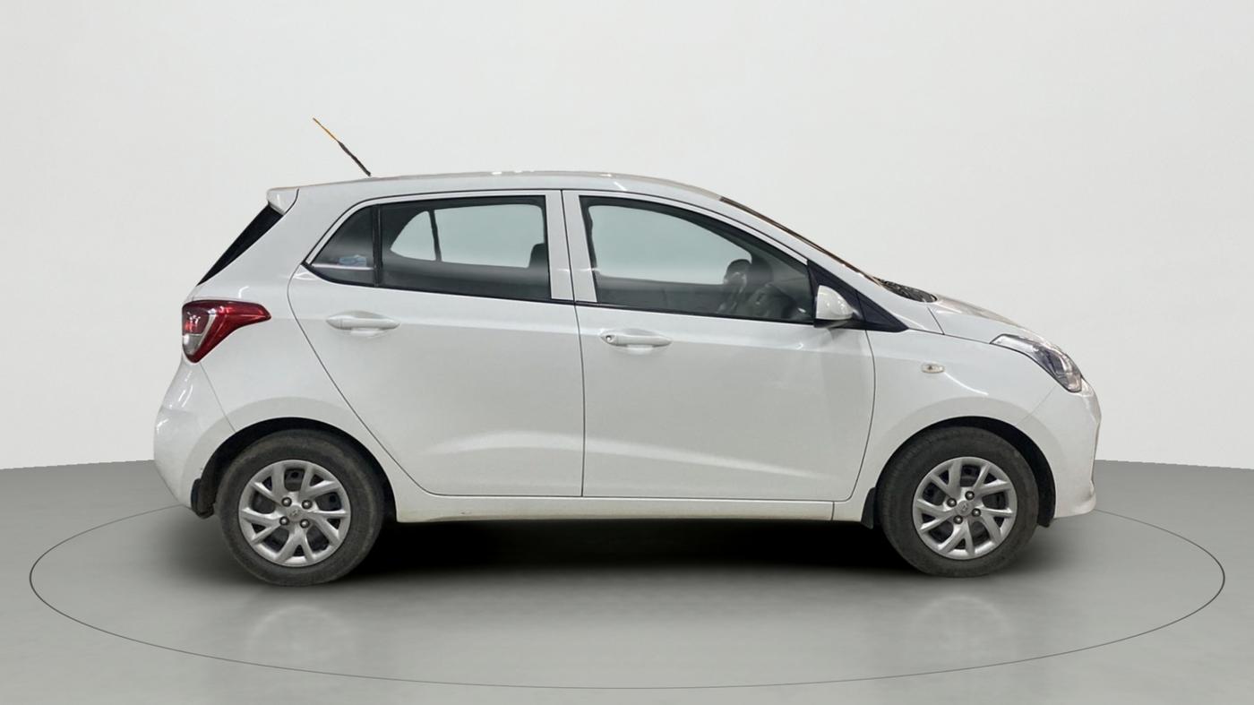 2018 Hyundai Grand i10 MAGNA 1.2 KAPPA VTVT, Petrol, Manual, 85,588 km, Right Side View