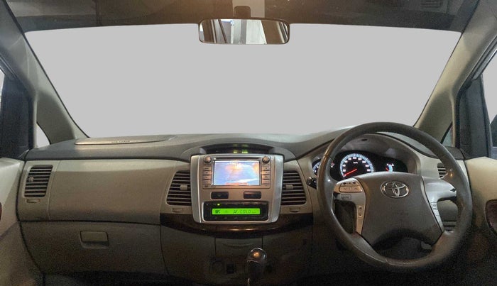2012 Toyota Innova 2.5 VX 7 STR, Diesel, Manual, 80,838 km, Dashboard
